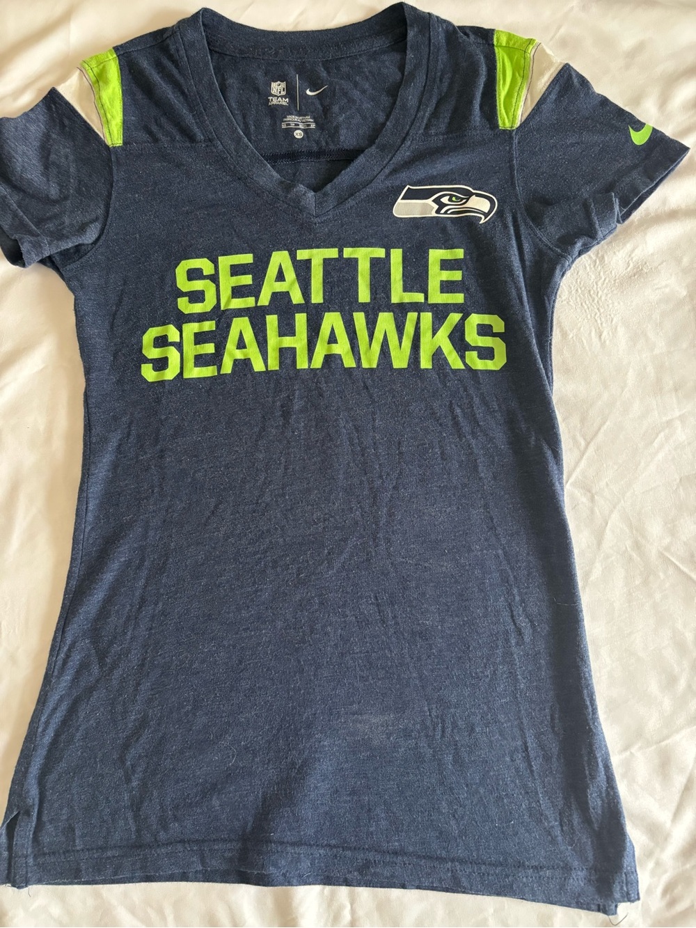 Nike Seattle Seahawks Women's Tee - Navy & Neon Green XS